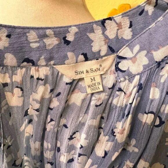 NWOT Sleeveless Hi/Low Flowered Top #YC19 - Picture 7 of 8